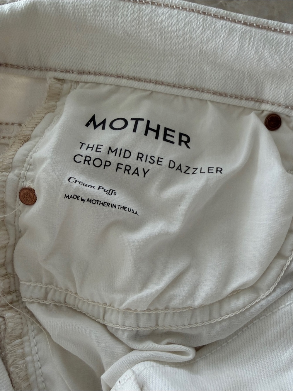 Mother The Mid Rise Dazzler Crop Frayed Hem Jeans in Cream Puffs Size 31 USA - Picture 8 of 14